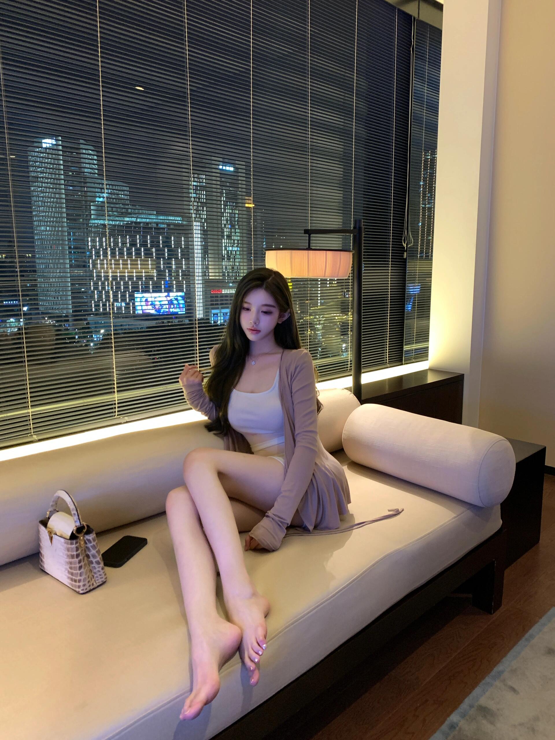 陈美娇1v7吃瓜网站:全网最热的明星八卦与精彩时刻尽在掌握!